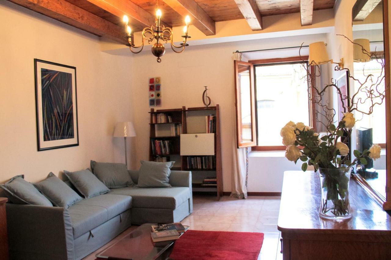 דירות צ'זנה Casa Mamo מראה חיצוני תמונה