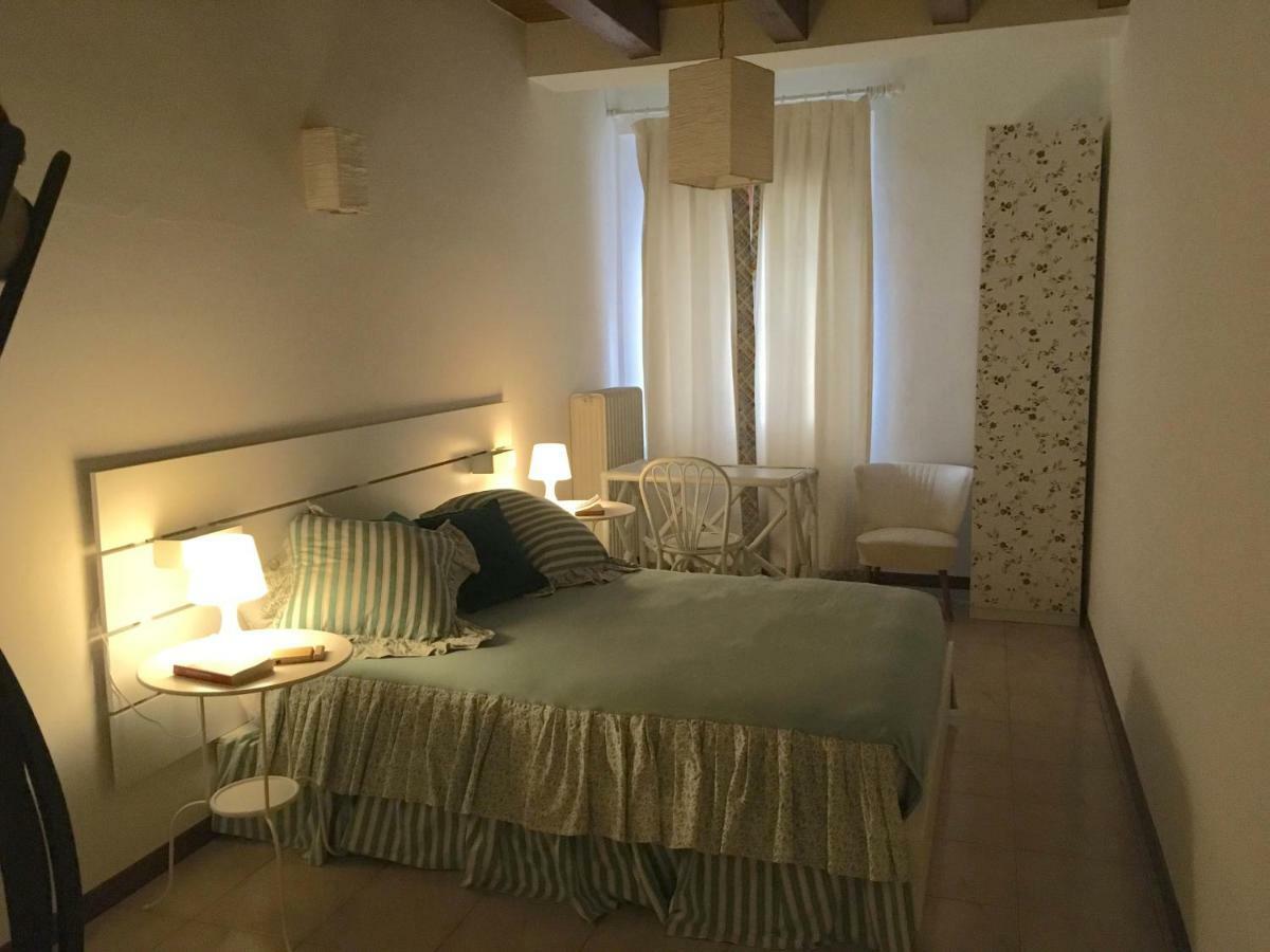 דירות צ'זנה Casa Mamo מראה חיצוני תמונה