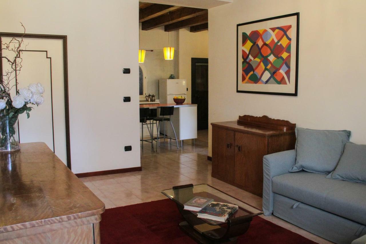 דירות צ'זנה Casa Mamo מראה חיצוני תמונה